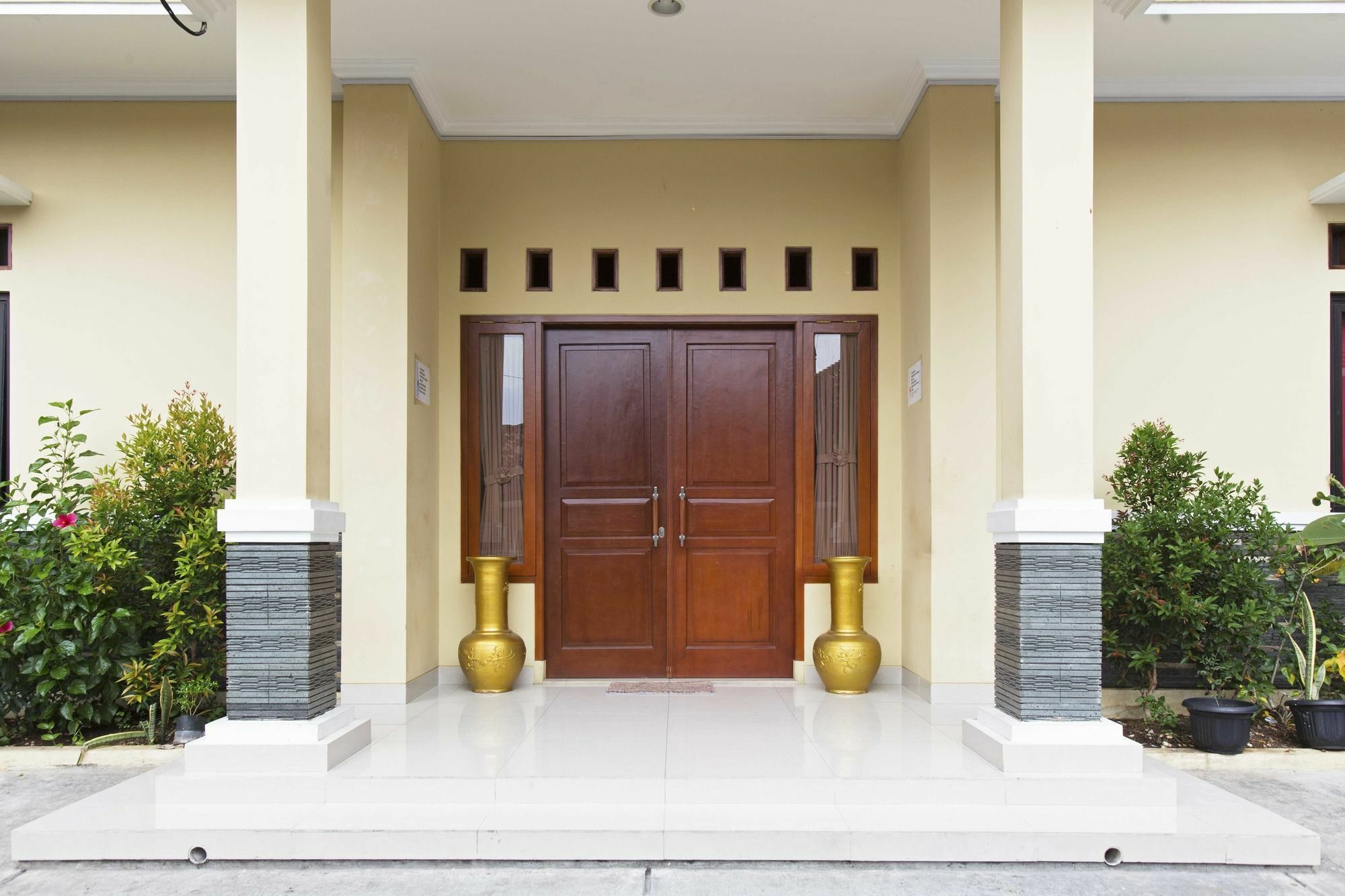 Reddoorz @ Utan Kayu 3*