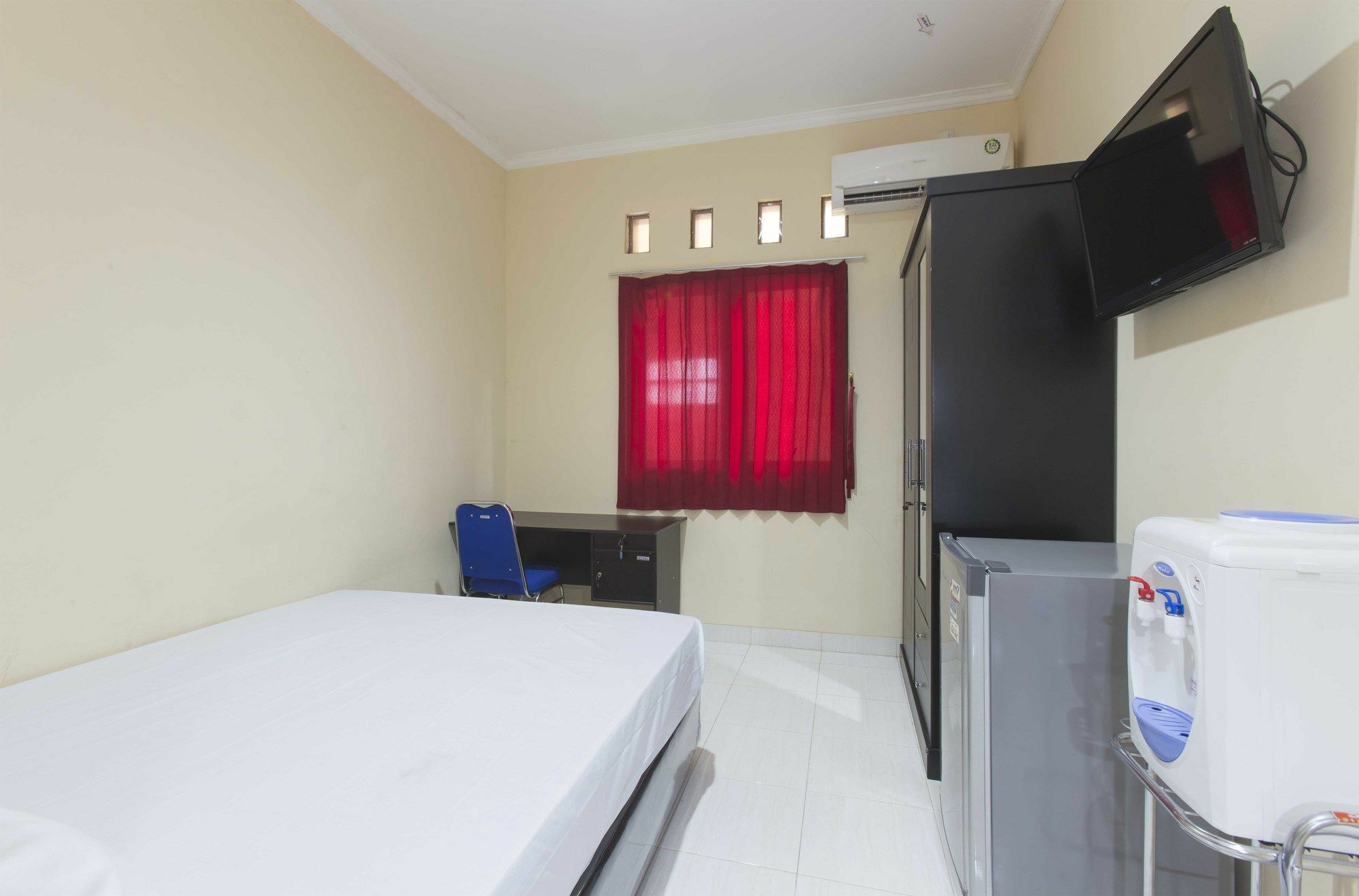 Hotel Reddoorz @ Utan Kayu